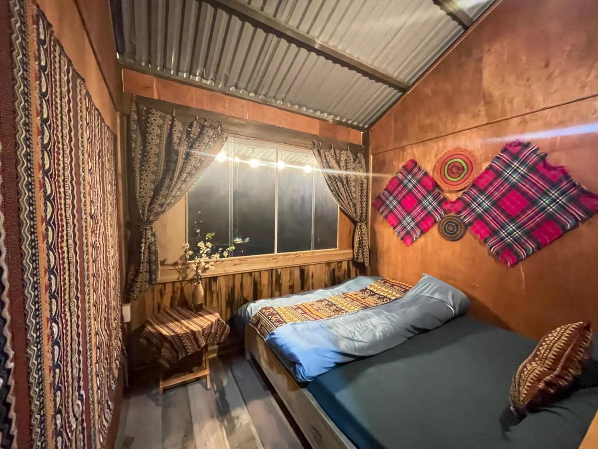 Du Gia Cozy Homestay & Tours Làng Cac Esterno foto