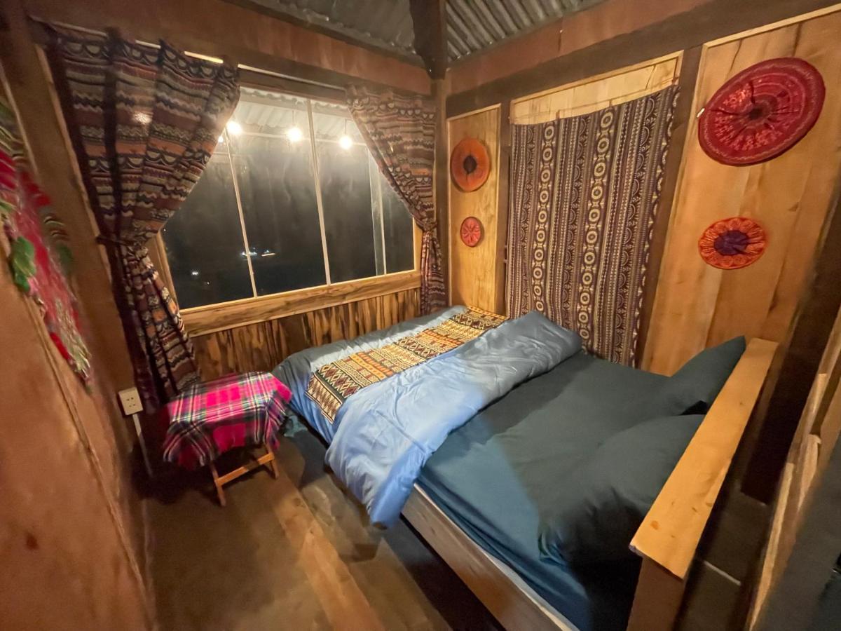 Du Gia Cozy Homestay & Tours Làng Cac Esterno foto