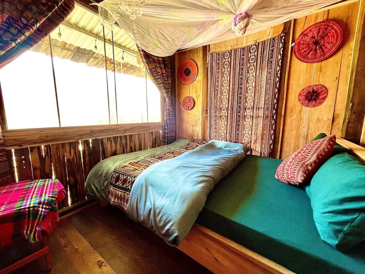 Du Gia Cozy Homestay & Tours Làng Cac Esterno foto