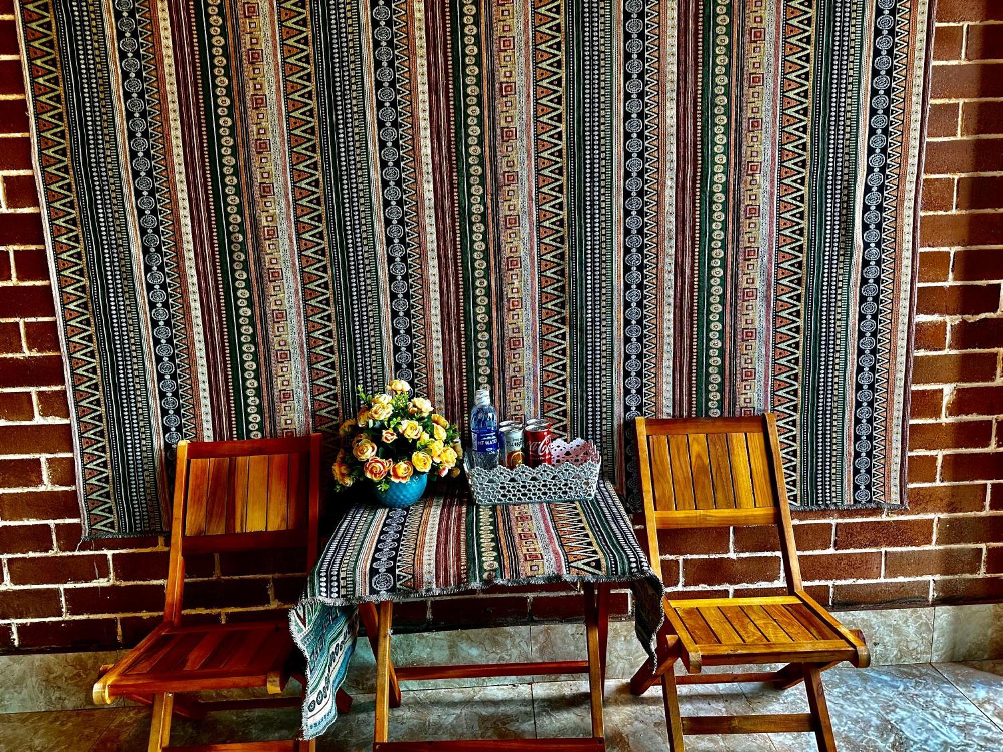 Du Gia Cozy Homestay & Tours Làng Cac Esterno foto