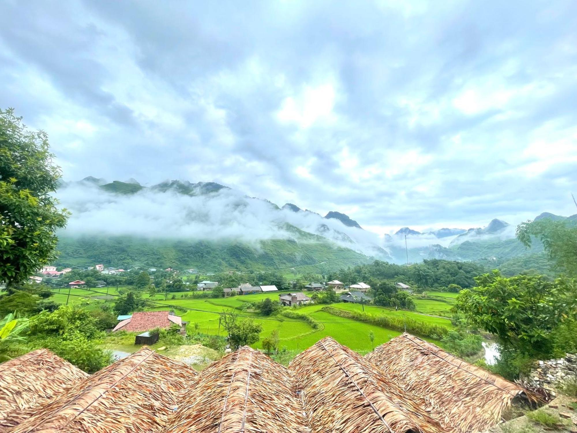 Du Gia Cozy Homestay & Tours Làng Cac Esterno foto